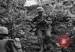 Standbild 7 Division Infanteristen Kin Okinawa Ryukyu Inseln, 1945, aus Sekunde 41 historischem Filmmaterial Videoclip 65675052690