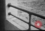 Standbild Japanische Team Umfragen Hiroshima Atombombe Schäden Hiroshima Japan, 1945, aus Sekunde 29 historischem Filmmaterial Videoclip 65675052703