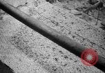 Standbild Japanische Team Umfragen Hiroshima Atombombe Schäden Hiroshima Japan, 1945, aus Sekunde 32 historischem Filmmaterial Videoclip 65675052703