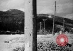 Standbild Japanische Team Umfragen Hiroshima Atombombe Schäden Hiroshima Japan, 1945, aus Sekunde 39 historischem Filmmaterial Videoclip 65675052703