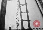 Standbild Japanische Team Umfragen Hiroshima Atombombe Schäden Hiroshima Japan, 1945, aus Sekunde 46 historischem Filmmaterial Videoclip 65675052703