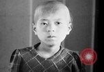 Standbild japanischen Patienten Hiroshima Japan, 1945, aus Sekunde 17 historischem Filmmaterial Videoclip 65675052708