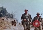 Image 1er Régiment de Marines Shuri Okinawa îles Ryukyu, 1945, de la seconde 55 séquences d'archives historiques vidéo 65675052722