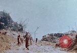 Image 1er Régiment de Marines Shuri Okinawa îles Ryukyu, 1945, de la seconde 61 séquences d'archives historiques vidéo 65675052722