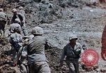Image 1er Régiment de Marines Shuri Okinawa îles Ryukyu, 1945, de la seconde 3 séquences d'archives historiques vidéo 65675052723