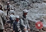 Image 1er Régiment de Marines Shuri Okinawa îles Ryukyu, 1945, de la seconde 11 séquences d'archives historiques vidéo 65675052723