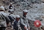 Image 1er Régiment de Marines Shuri Okinawa îles Ryukyu, 1945, de la seconde 12 séquences d'archives historiques vidéo 65675052723