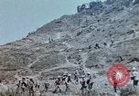 Image 1er Régiment de Marines Shuri Okinawa îles Ryukyu, 1945, de la seconde 20 séquences d'archives historiques vidéo 65675052723