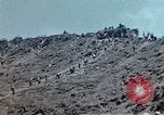 Image 1er Régiment de Marines Shuri Okinawa îles Ryukyu, 1945, de la seconde 35 séquences d'archives historiques vidéo 65675052723
