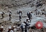 Image 1er Régiment de Marines Shuri Okinawa îles Ryukyu, 1945, de la seconde 57 séquences d'archives historiques vidéo 65675052723