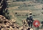Standbild 1st Battalion 1 Marines Naha Okinawa Ryukyu Inseln, 1945, aus Sekunde 3 historischem Filmmaterial Videoclip 65675052726