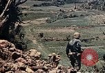 Standbild 1st Battalion 1 Marines Naha Okinawa Ryukyu Inseln, 1945, aus Sekunde 6 historischem Filmmaterial Videoclip 65675052726