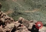 Standbild 1st Battalion 1 Marines Naha Okinawa Ryukyu Inseln, 1945, aus Sekunde 27 historischem Filmmaterial Videoclip 65675052726