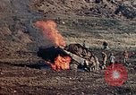 Standbild 1st Battalion 1 Marines Naha Okinawa Ryukyu Inseln, 1945, aus Sekunde 34 historischem Filmmaterial Videoclip 65675052726