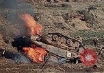Standbild 1st Battalion 1 Marines Naha Okinawa Ryukyu Inseln, 1945, aus Sekunde 44 historischem Filmmaterial Videoclip 65675052726