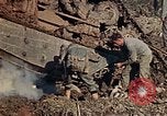 Standbild 1st Battalion 1 Marines Naha Okinawa Ryukyu Inseln, 1945, aus Sekunde 53 historischem Filmmaterial Videoclip 65675052726