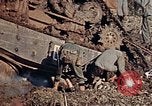 Standbild 1st Battalion 1 Marines Naha Okinawa Ryukyu Inseln, 1945, aus Sekunde 62 historischem Filmmaterial Videoclip 65675052726