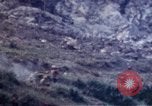 Image 1er Bataillon 1ère marines Naha Okinawa îles Ryukyu, 1945, de la seconde 5 séquences d'archives historiques vidéo 65675052727