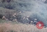 Image 1er Bataillon 1ère marines Naha Okinawa îles Ryukyu, 1945, de la seconde 32 séquences d'archives historiques vidéo 65675052727