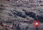Image 1er Bataillon 1ère marines Naha Okinawa îles Ryukyu, 1945, de la seconde 50 séquences d'archives historiques vidéo 65675052727
