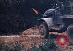 Immagine di 1° Reggimento Marine Deragawa Okinawa isole Ryukyu, 1945, secondo 25 filmato di repertorio 65675052728