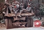 Immagine di 1° Reggimento Marine Deragawa Okinawa isole Ryukyu, 1945, secondo 58 filmato di repertorio 65675052728