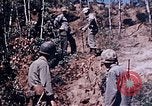 Image 1er Régiment de Marines Deragawa Okinawa îles Ryukyu, 1945, de la seconde 5 séquences d'archives historiques vidéo 65675052730