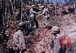 Image 1er Régiment de Marines Deragawa Okinawa îles Ryukyu, 1945, de la seconde 16 séquences d'archives historiques vidéo 65675052730