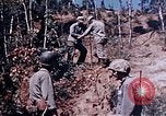 Image 1er Régiment de Marines Deragawa Okinawa îles Ryukyu, 1945, de la seconde 19 séquences d'archives historiques vidéo 65675052730