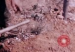 Image 1er Régiment de Marines Deragawa Okinawa îles Ryukyu, 1945, de la seconde 60 séquences d'archives historiques vidéo 65675052730