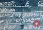 Standbild 3 Bataillon 1 Marines Yasusu Dorf Okinawa Ryukyu Inseln, 1945, aus Sekunde 14 historischem Filmmaterial Videoclip 65675052732