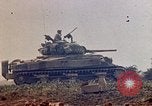 Standbild 3 Bataillon 1 Marines Yasusu Dorf Okinawa Ryukyu Inseln, 1945, aus Sekunde 38 historischem Filmmaterial Videoclip 65675052732
