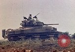 Standbild 3 Bataillon 1 Marines Yasusu Dorf Okinawa Ryukyu Inseln, 1945, aus Sekunde 46 historischem Filmmaterial Videoclip 65675052732