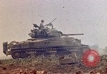 Standbild 3 Bataillon 1 Marines Yasusu Dorf Okinawa Ryukyu Inseln, 1945, aus Sekunde 51 historischem Filmmaterial Videoclip 65675052732