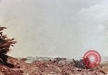 Standbild 3 Bataillon 1 Marines Yasusu Dorf Okinawa Ryukyu Inseln, 1945, aus Sekunde 38 historischem Filmmaterial Videoclip 65675052733