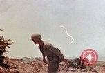 Standbild 3 Bataillon 1 Marines Yasusu Dorf Okinawa Ryukyu Inseln, 1945, aus Sekunde 46 historischem Filmmaterial Videoclip 65675052733