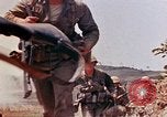 Standbild 3 Bataillon 1 Marines Yasusu Dorf Okinawa Ryukyu Inseln, 1945, aus Sekunde 54 historischem Filmmaterial Videoclip 65675052733