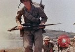 Standbild 3 Bataillon 1 Marines Yasusu Dorf Okinawa Ryukyu Inseln, 1945, aus Sekunde 60 historischem Filmmaterial Videoclip 65675052733