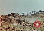 Image 3e bataillon du 7e Régiment de Marines Okinawa îles Ryukyu, 1945, de la seconde 16 séquences d'archives historiques vidéo 65675052735
