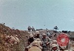 Image 3e bataillon du 7e Régiment de Marines Okinawa îles Ryukyu, 1945, de la seconde 32 séquences d'archives historiques vidéo 65675052735