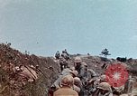 Image 3e bataillon du 7e Régiment de Marines Okinawa îles Ryukyu, 1945, de la seconde 38 séquences d'archives historiques vidéo 65675052735