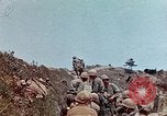 Image 3e bataillon du 7e Régiment de Marines Okinawa îles Ryukyu, 1945, de la seconde 41 séquences d'archives historiques vidéo 65675052735