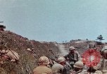 Image 3e bataillon du 7e Régiment de Marines Okinawa îles Ryukyu, 1945, de la seconde 49 séquences d'archives historiques vidéo 65675052735