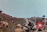 Image 3e bataillon du 7e Régiment de Marines Okinawa îles Ryukyu, 1945, de la seconde 51 séquences d'archives historiques vidéo 65675052735