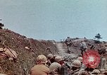 Image 3e bataillon du 7e Régiment de Marines Okinawa îles Ryukyu, 1945, de la seconde 55 séquences d'archives historiques vidéo 65675052735