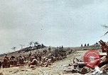 Image 3e bataillon du 7e Régiment de Marines Okinawa îles Ryukyu, 1945, de la seconde 57 séquences d'archives historiques vidéo 65675052735