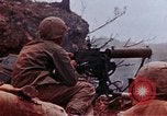 Image 3e bataillon du 7e Régiment de Marines Okinawa îles Ryukyu, 1945, de la seconde 48 séquences d'archives historiques vidéo 65675052736