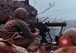 Image 3e bataillon du 7e Régiment de Marines Okinawa îles Ryukyu, 1945, de la seconde 58 séquences d'archives historiques vidéo 65675052736