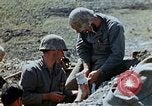 Image 3e bataillon du 7e Régiment de Marines Okinawa îles Ryukyu, 1945, de la seconde 46 séquences d'archives historiques vidéo 65675052737