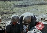 Image 3e bataillon du 7e Régiment de Marines Okinawa îles Ryukyu, 1945, de la seconde 56 séquences d'archives historiques vidéo 65675052737
